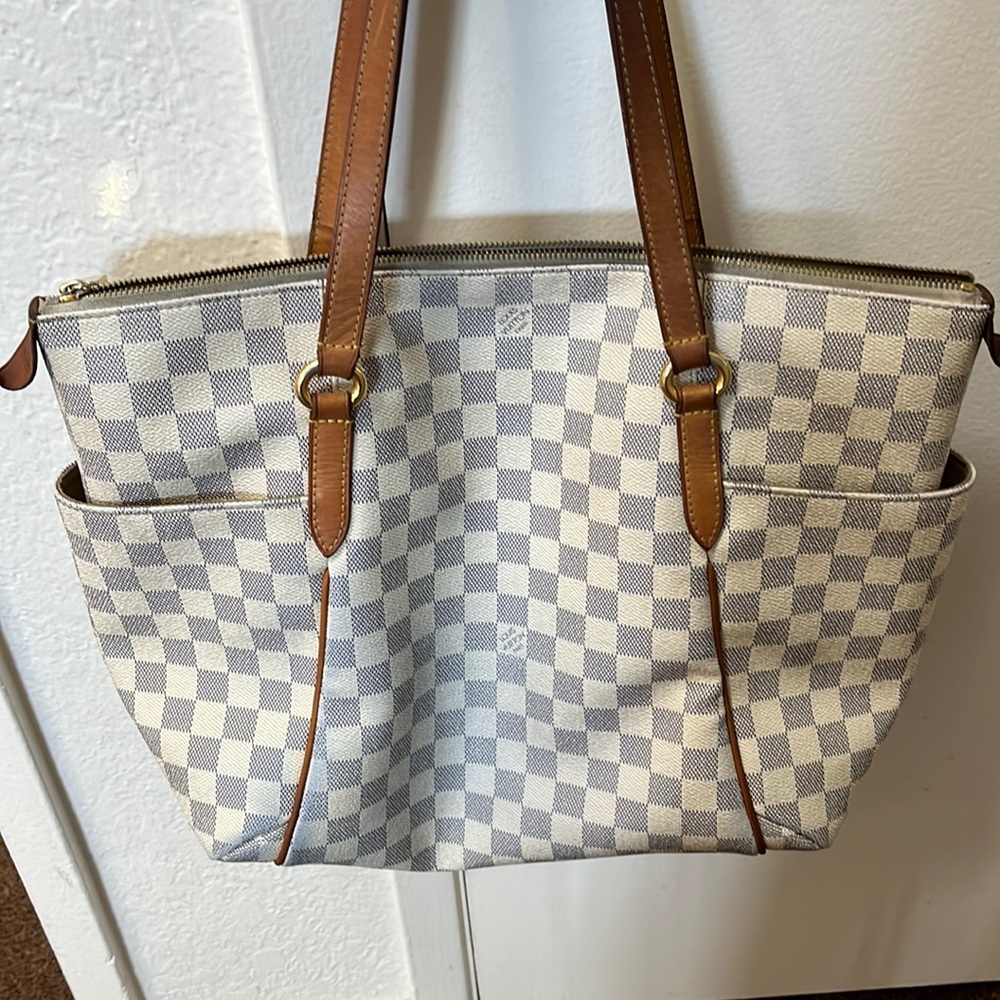 Authentic Louis Vuitton bag